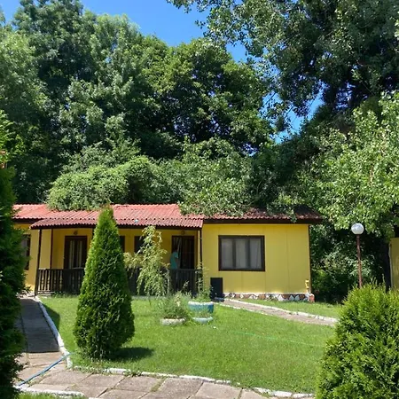 Κάμπινγκ морска база венера Tsarevo