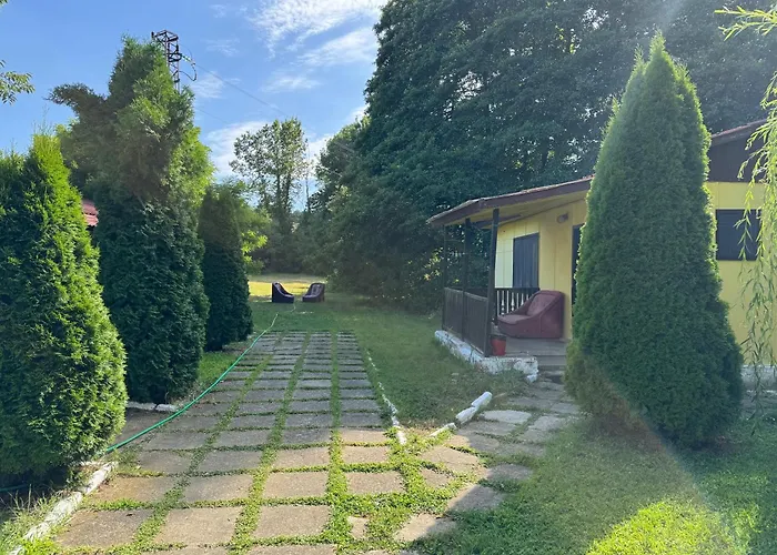 אתר קמפינג морска база венера צרבו